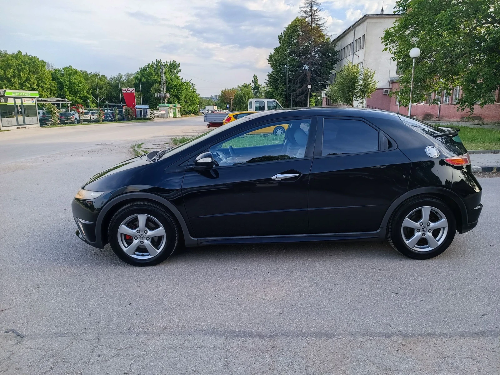 Honda Civic 2.0i-140кс-ШВЕЙЦАРИЯ-РЪЧКА-6ск - изображение 7