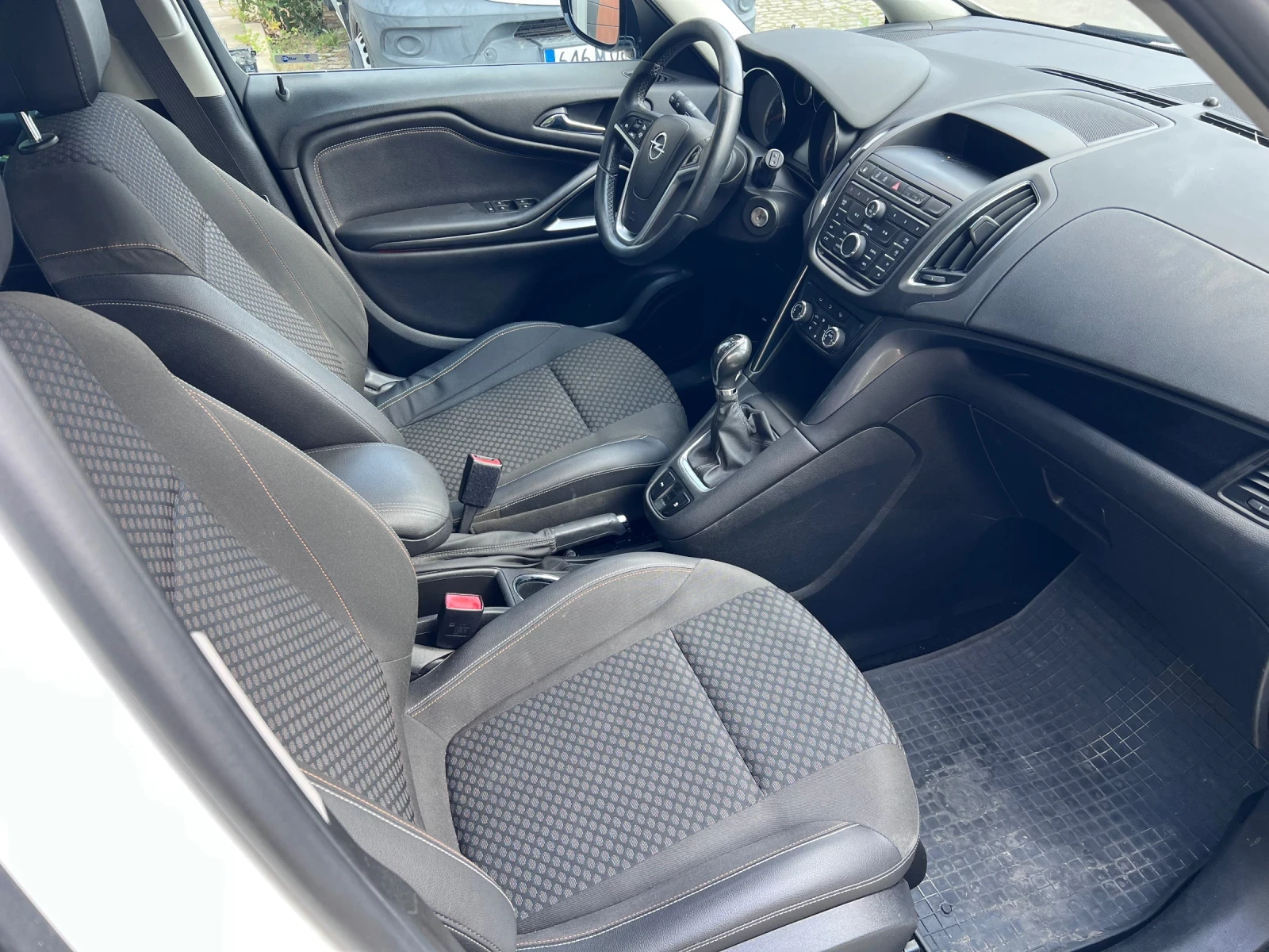 Opel Zafira 1.6  | Mobile.bg   13