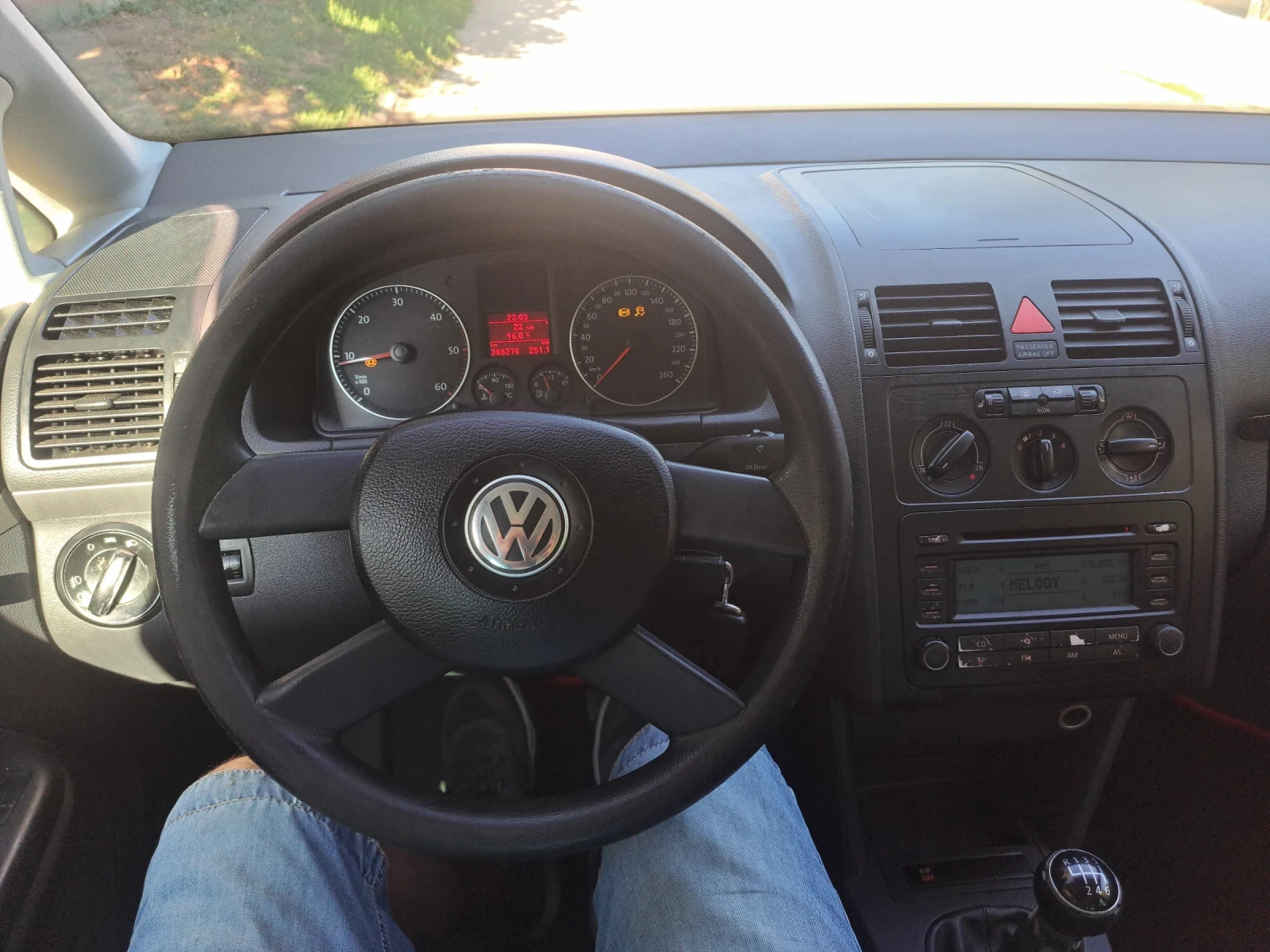 VW Touran 2.0 TDI - изображение 6