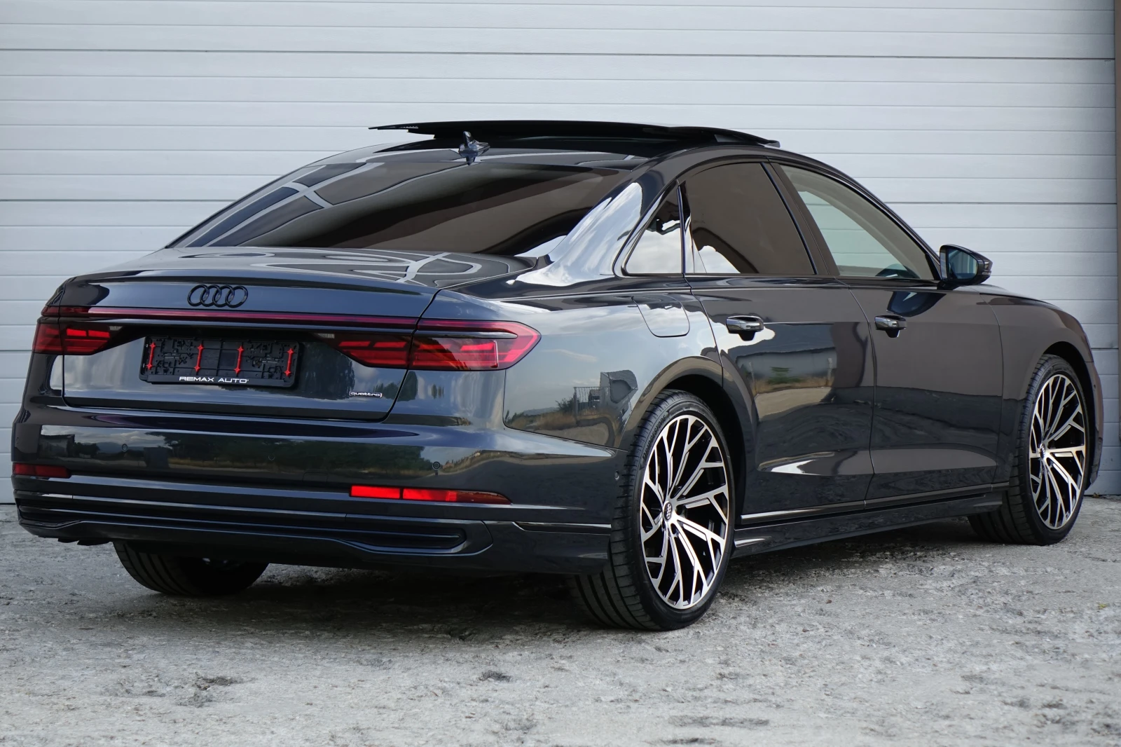Audi A8 FACELIFT* TV* RS* DIGITAL OLED LIGHT* B&O* 360* PA - изображение 10