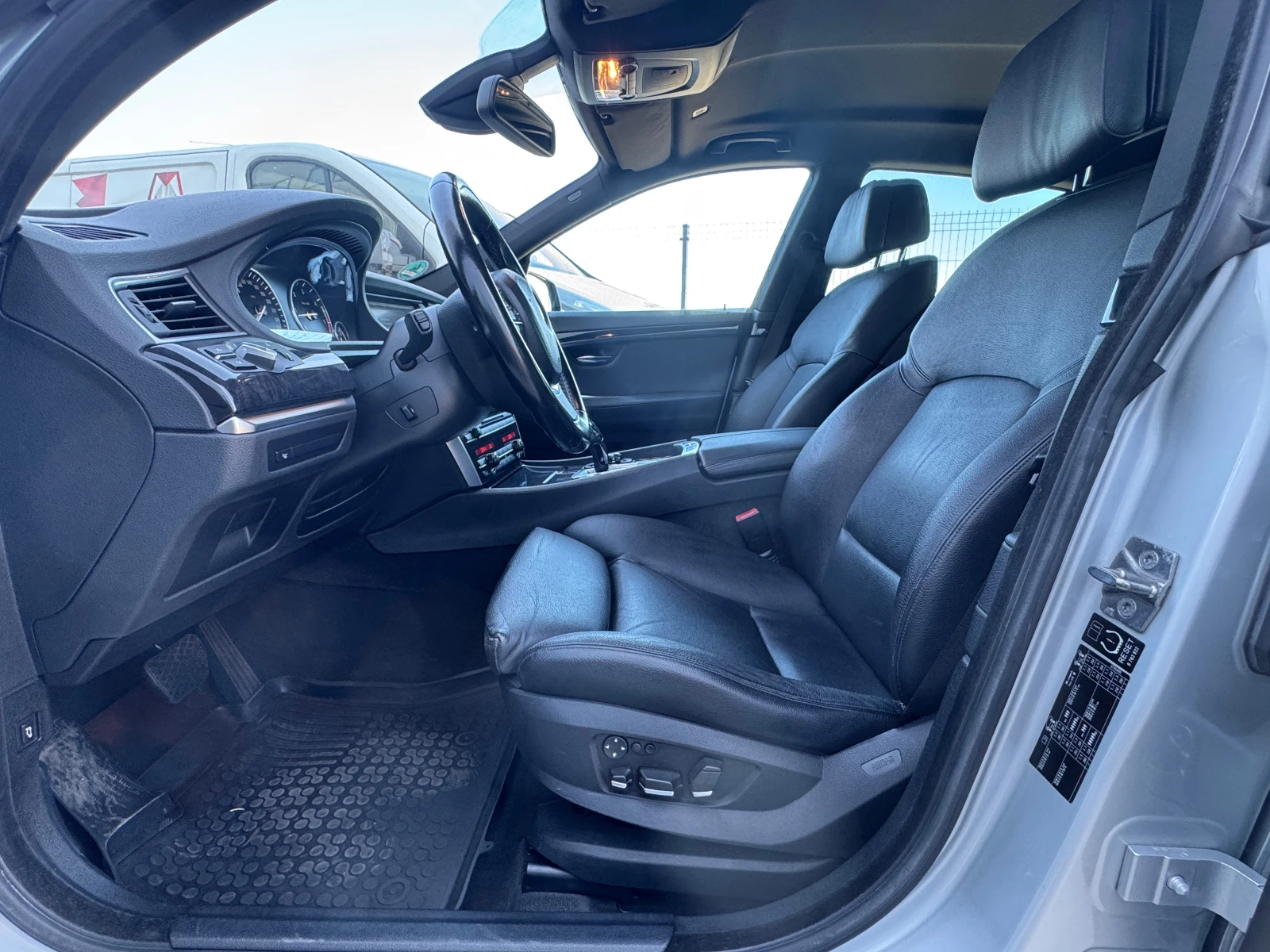 BMW 5 Gran Turismo 530d | Mobile.bg   12