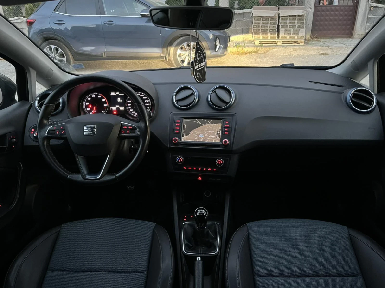 Seat Ibiza 1.2 TSI Connect | Mobile.bg   11