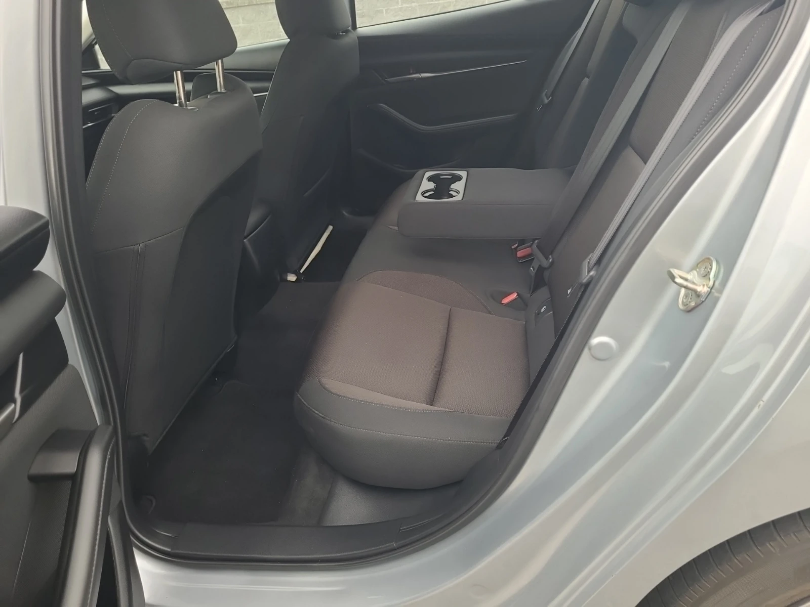 Mazda 3 * CARFAX * БЕЗ ПЪРВОНАЧАЛНА ВНОСКА - изображение 7