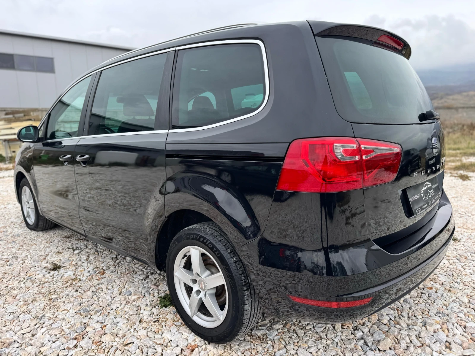 Seat Alhambra 2.0 TDI 140 . / 6+ 1 / NAVI / CAMERA / XENON | Mobile.bg   5