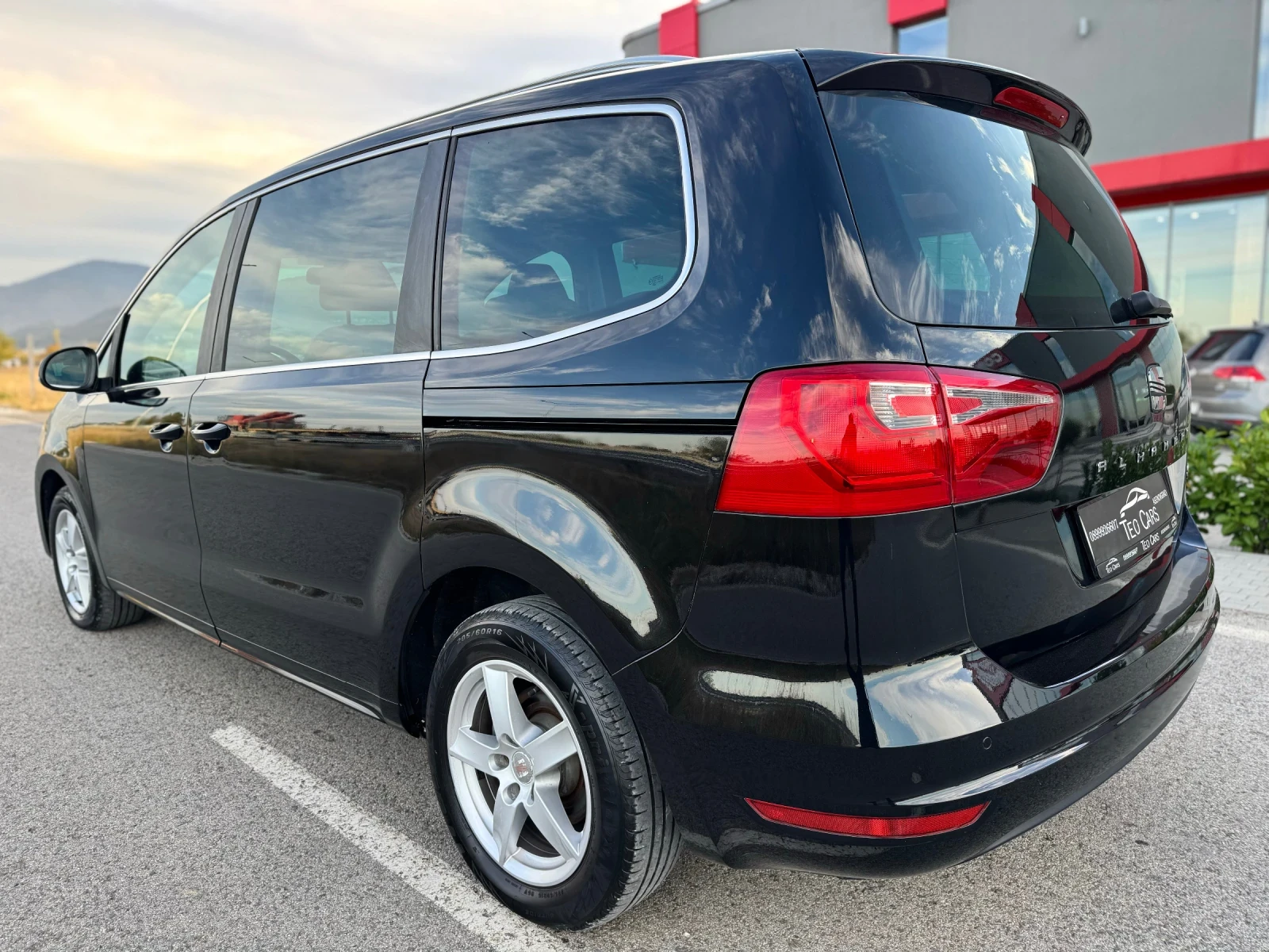 Seat Alhambra 2.0 TDI 140 . / 6+ 1 / NAVI / CAMERA / XENON | Mobile.bg   5