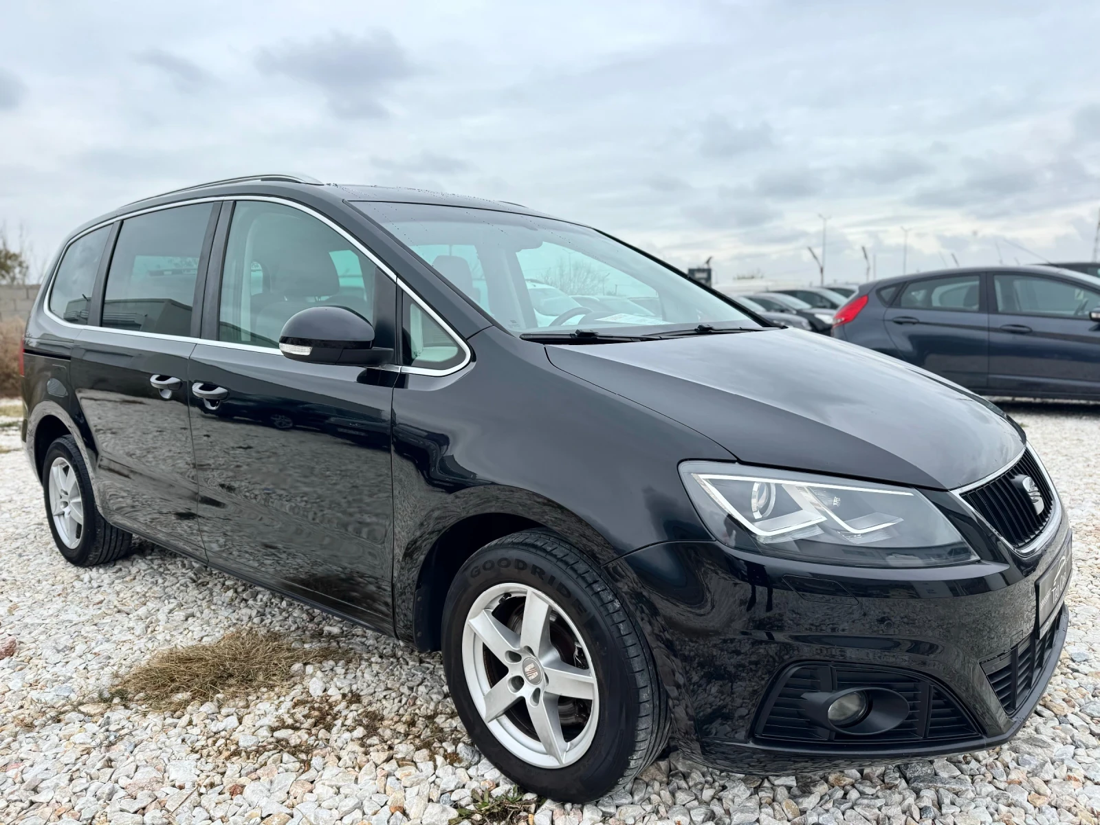 Seat Alhambra 2.0 TDI 140 . / 6+ 1 / NAVI / CAMERA / XENON | Mobile.bg   1