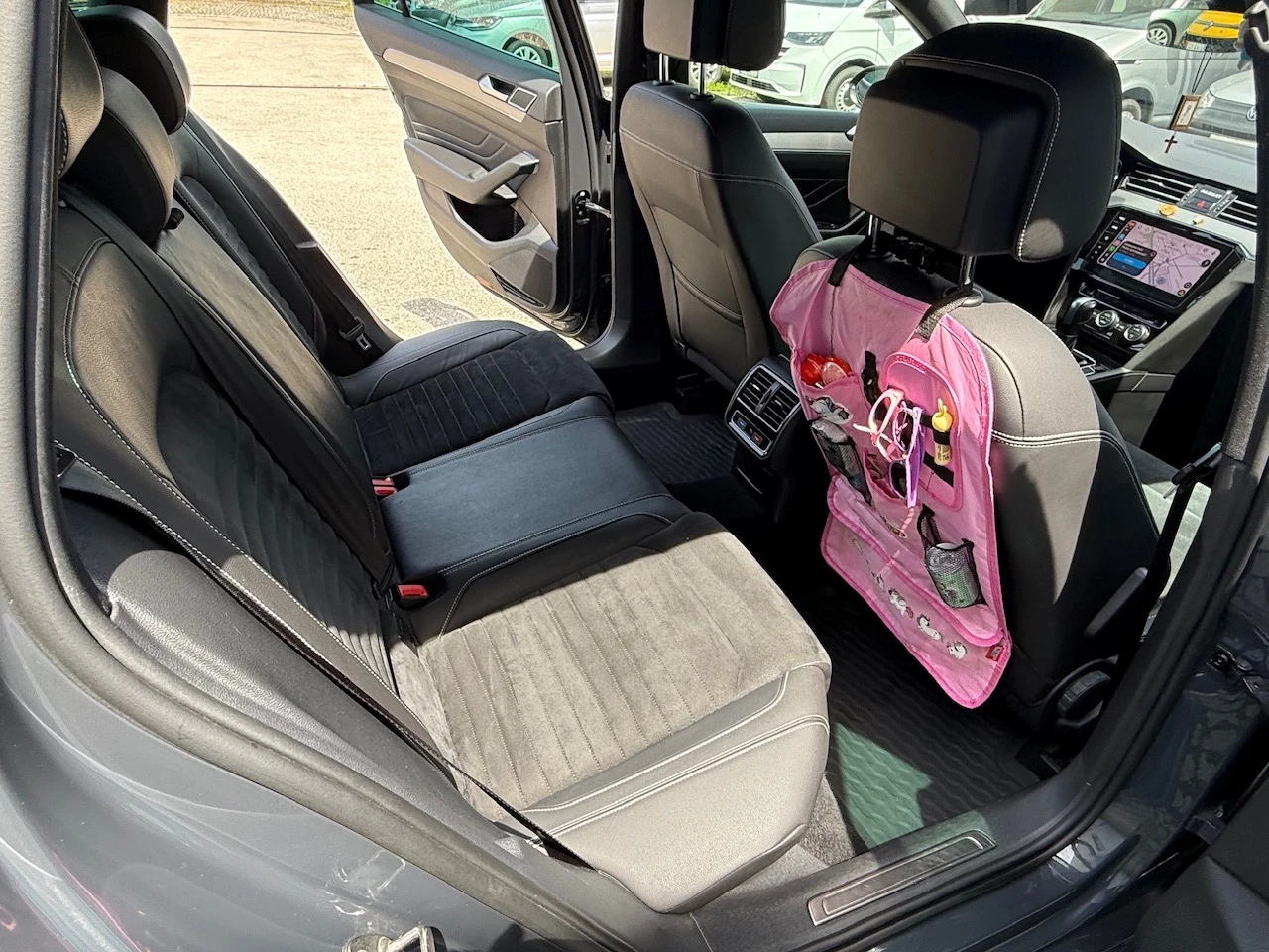 VW Passat Var. Elegance 2, o TDI 150 k.c 7DSG 6MT, снимка 15 - Автомобили и джипове - 54679946