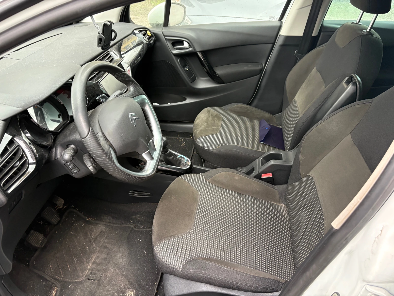 Citroen C3 1.2i Exclusive - изображение 8