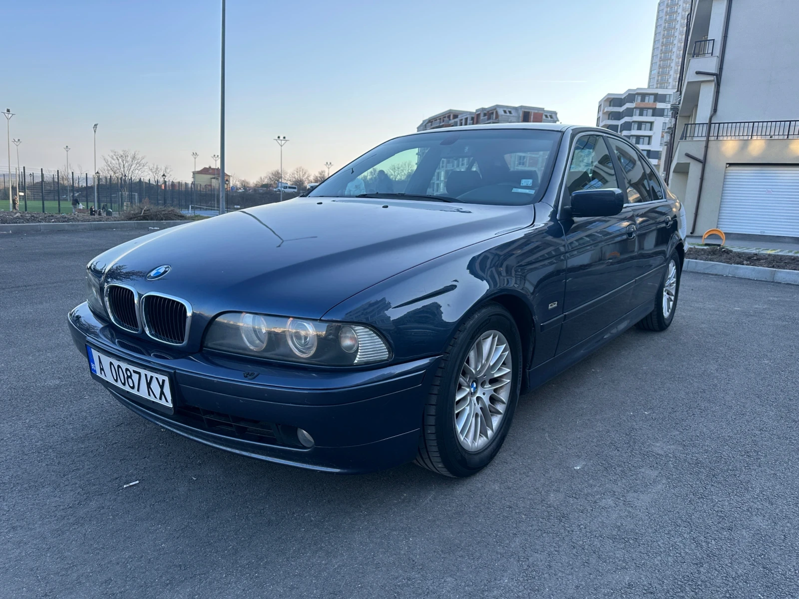 BMW 525, снимка 2 - Автомобили и джипове - 53990982