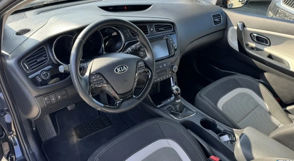 Kia Ceed, снимка 14 - Автомобили и джипове - 54064219