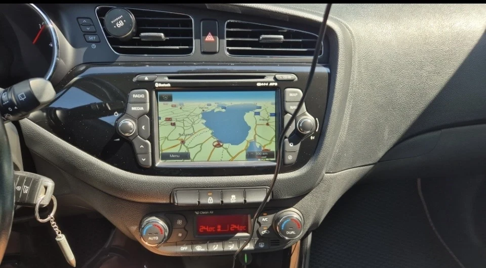 Kia Ceed, снимка 12 - Автомобили и джипове - 54064219