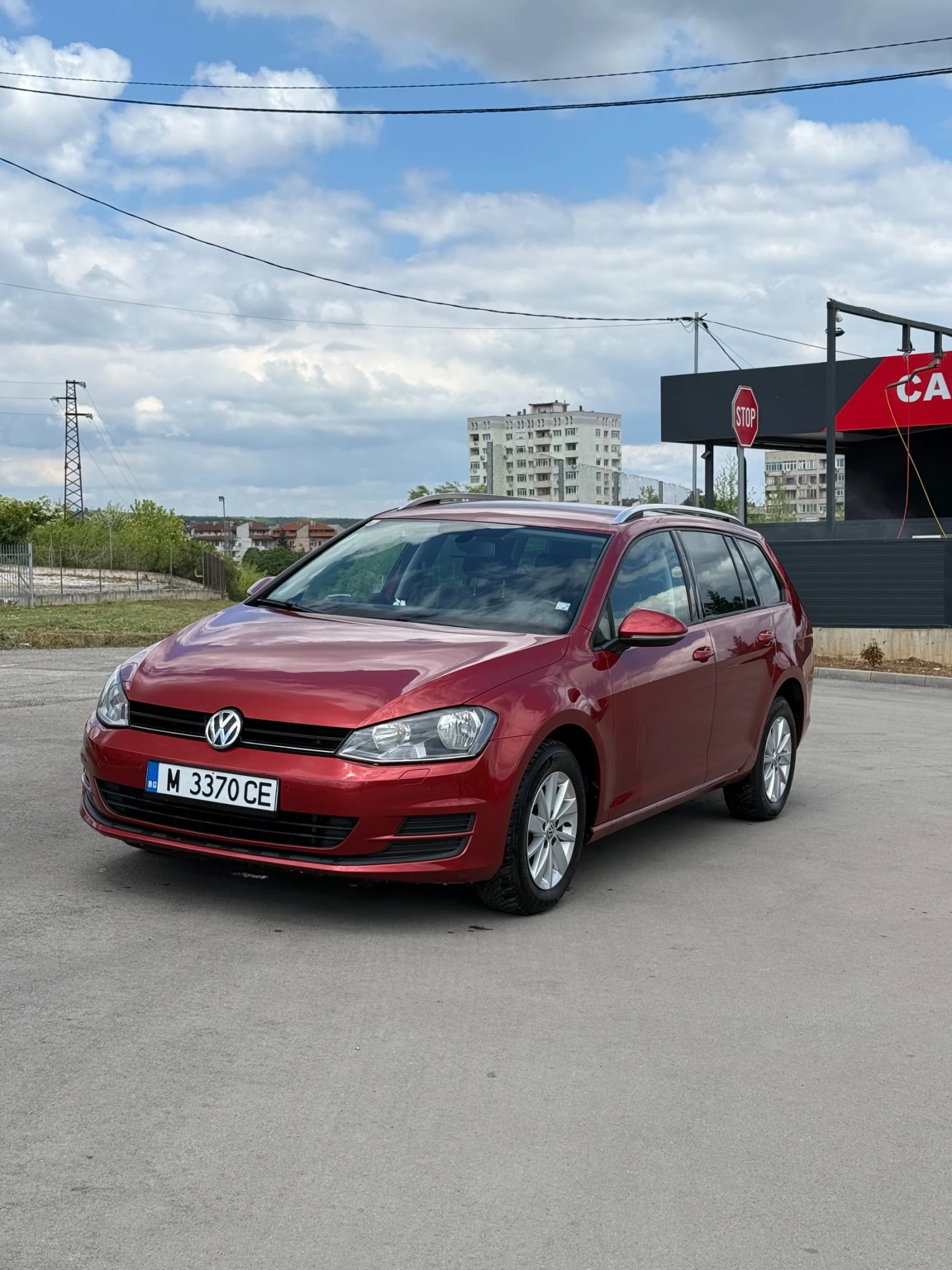 VW Golf 1.6 TDI, снимка 2 - Автомобили и джипове - 54439511
