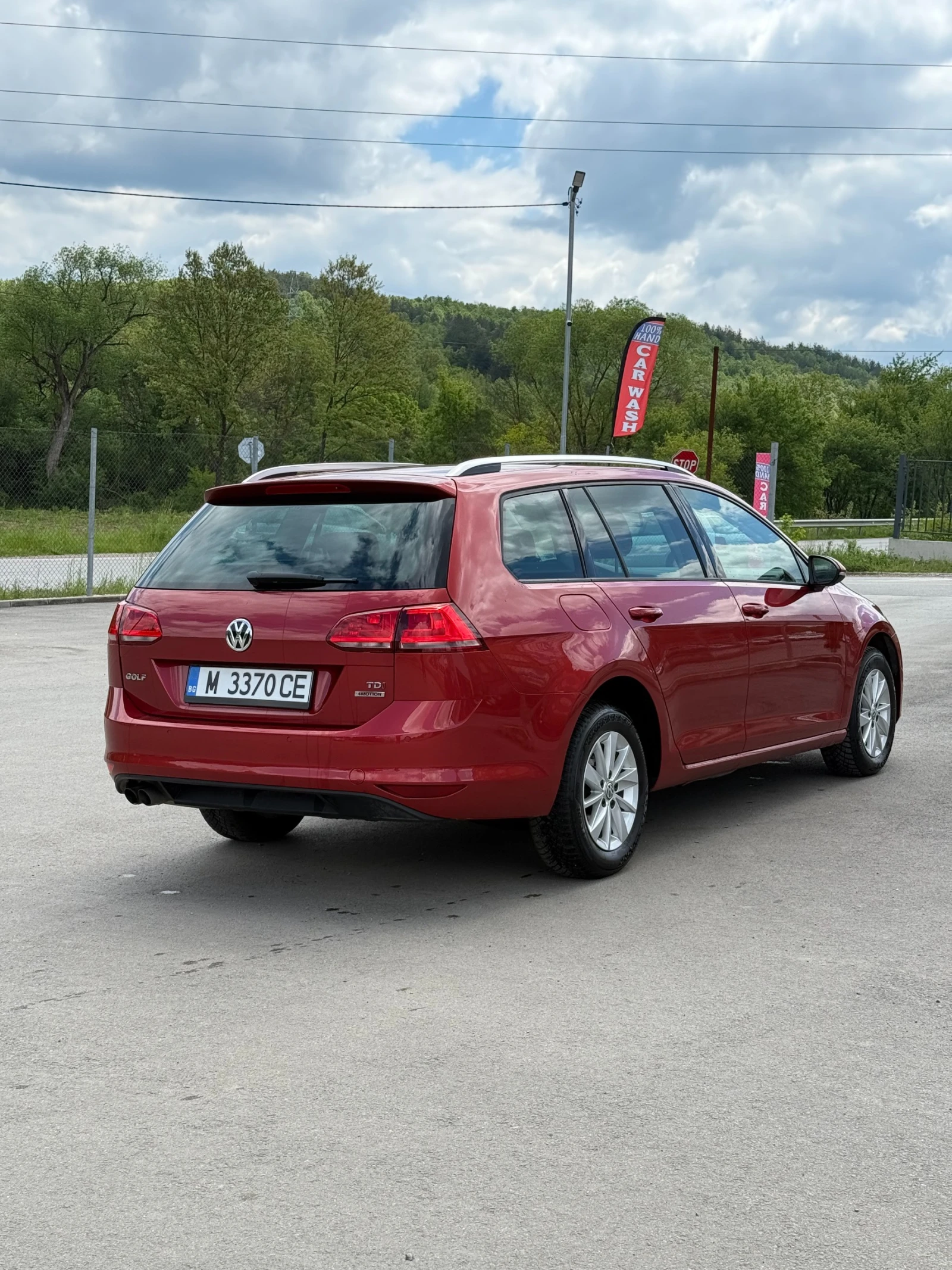 VW Golf 1.6 TDI, снимка 3 - Автомобили и джипове - 54439511