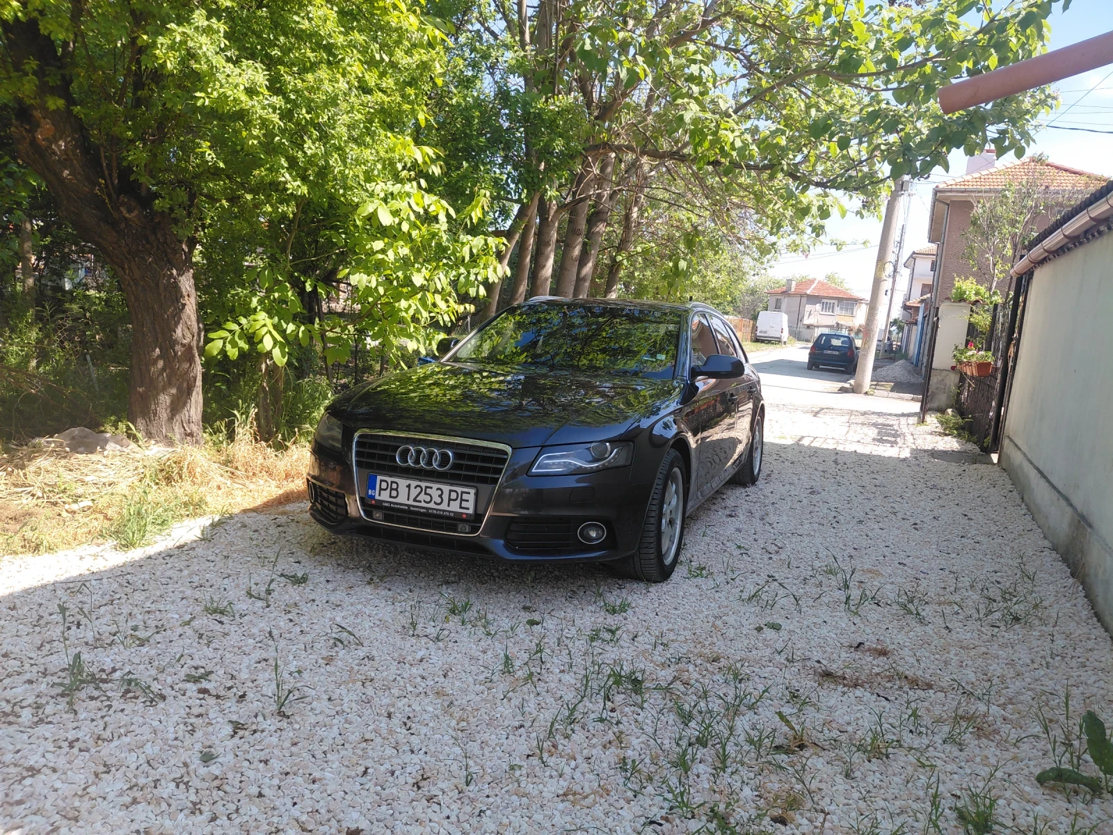 Audi A4 Tfsi, снимка 2 - Автомобили и джипове - 55512252
