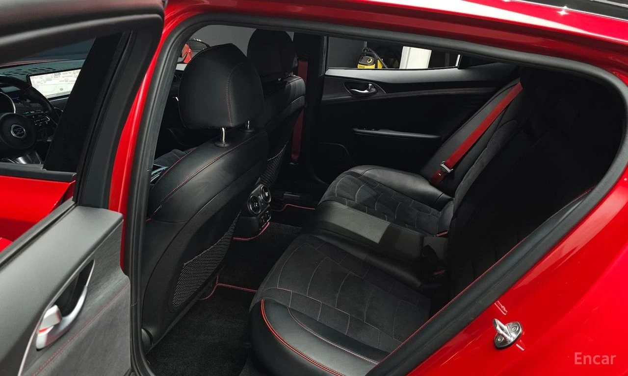 Kia Stinger 3.3 GT Masters | AWD| DISTRONIC| 360 CAM| HUD| , снимка 15 - Автомобили и джипове - 55301298
