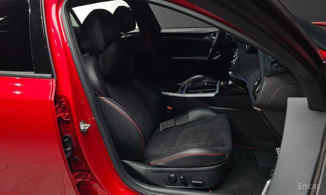 Kia Stinger 3.3 GT Masters | AWD| DISTRONIC| 360 CAM| HUD| , снимка 8 - Автомобили и джипове - 55301298