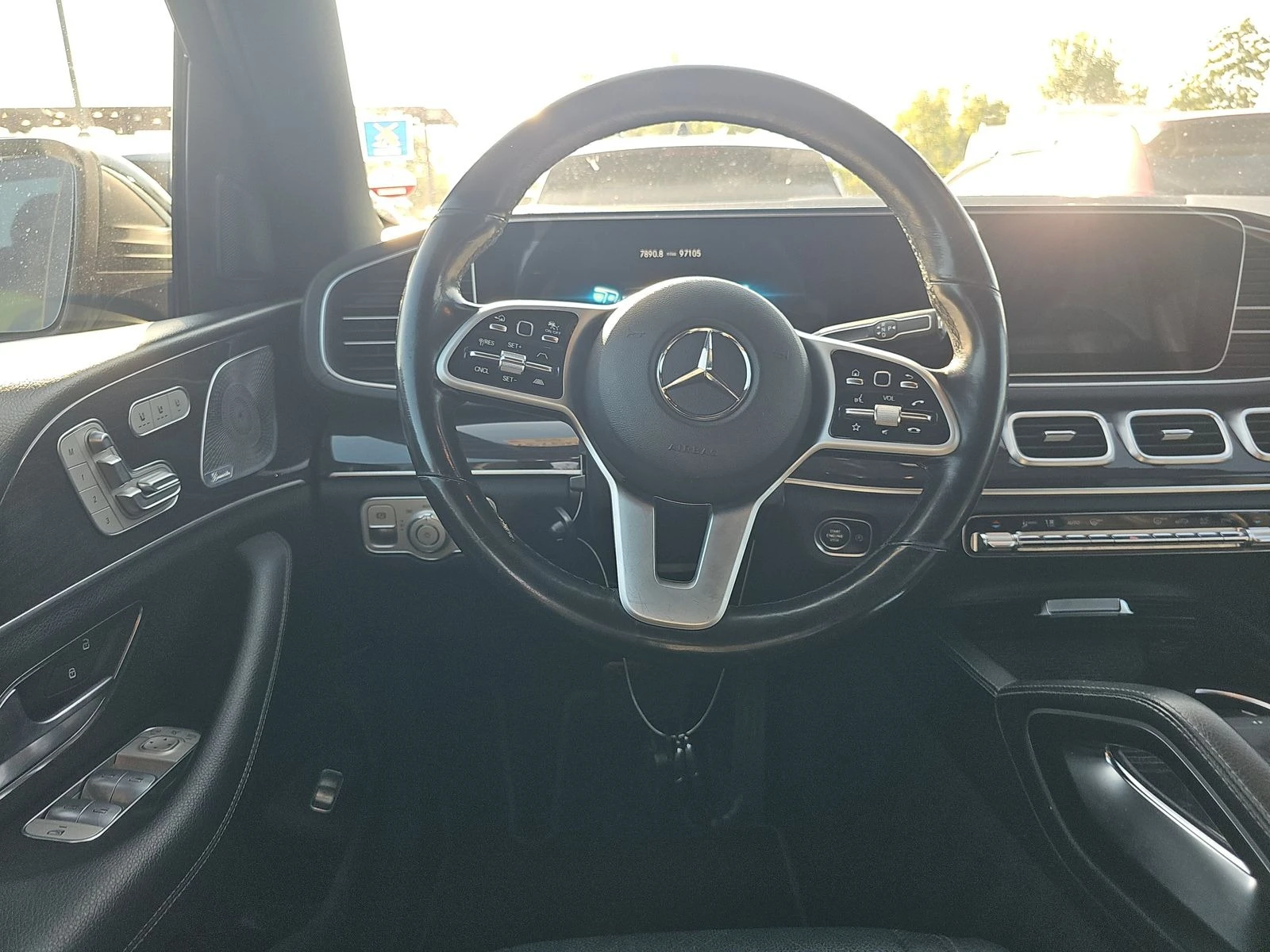 Mercedes-Benz GLS 450, снимка 8 - Автомобили и джипове - 55572869