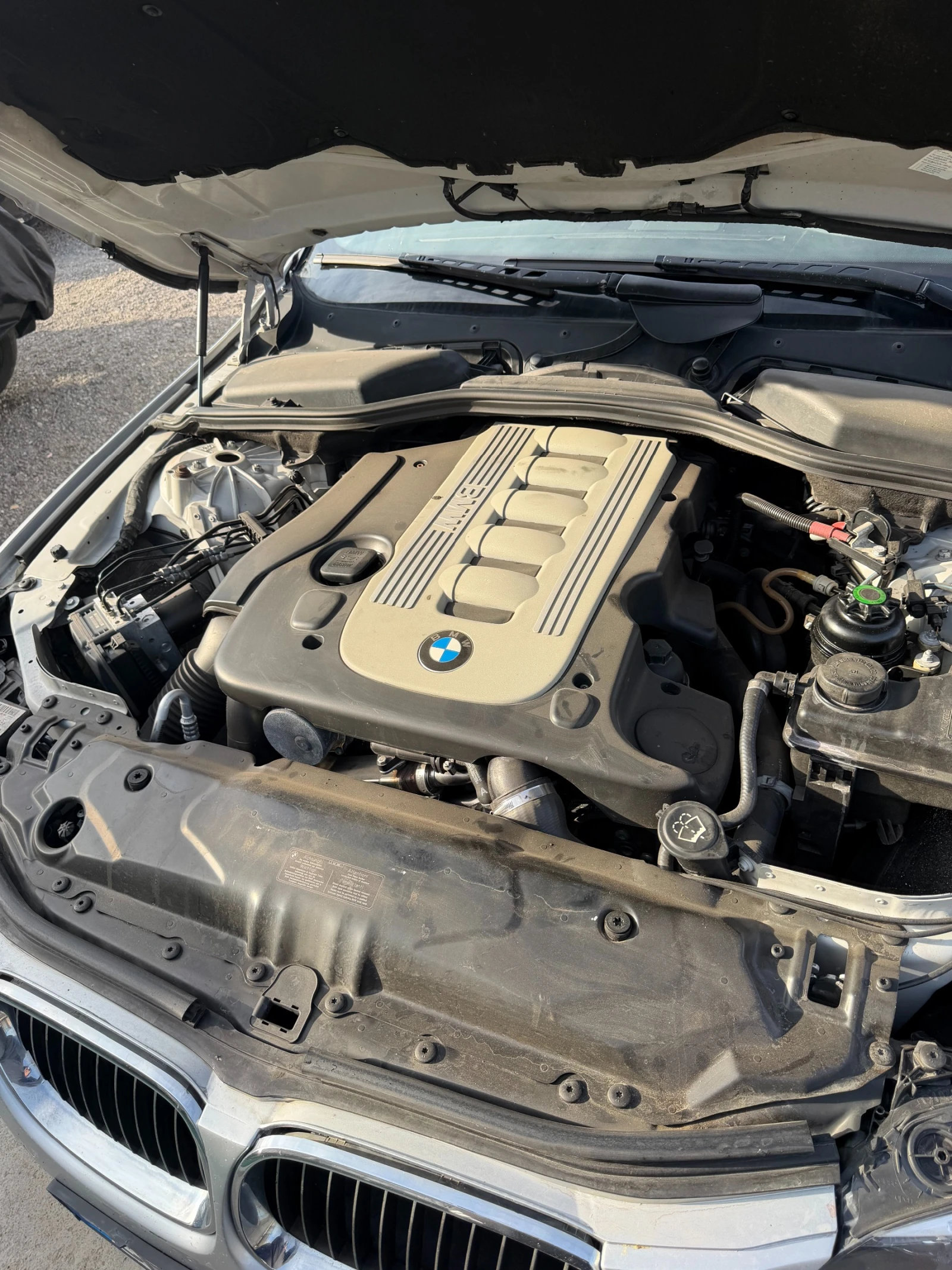 BMW 530 Е61 231 кс., снимка 8 - Автомобили и джипове - 55650438