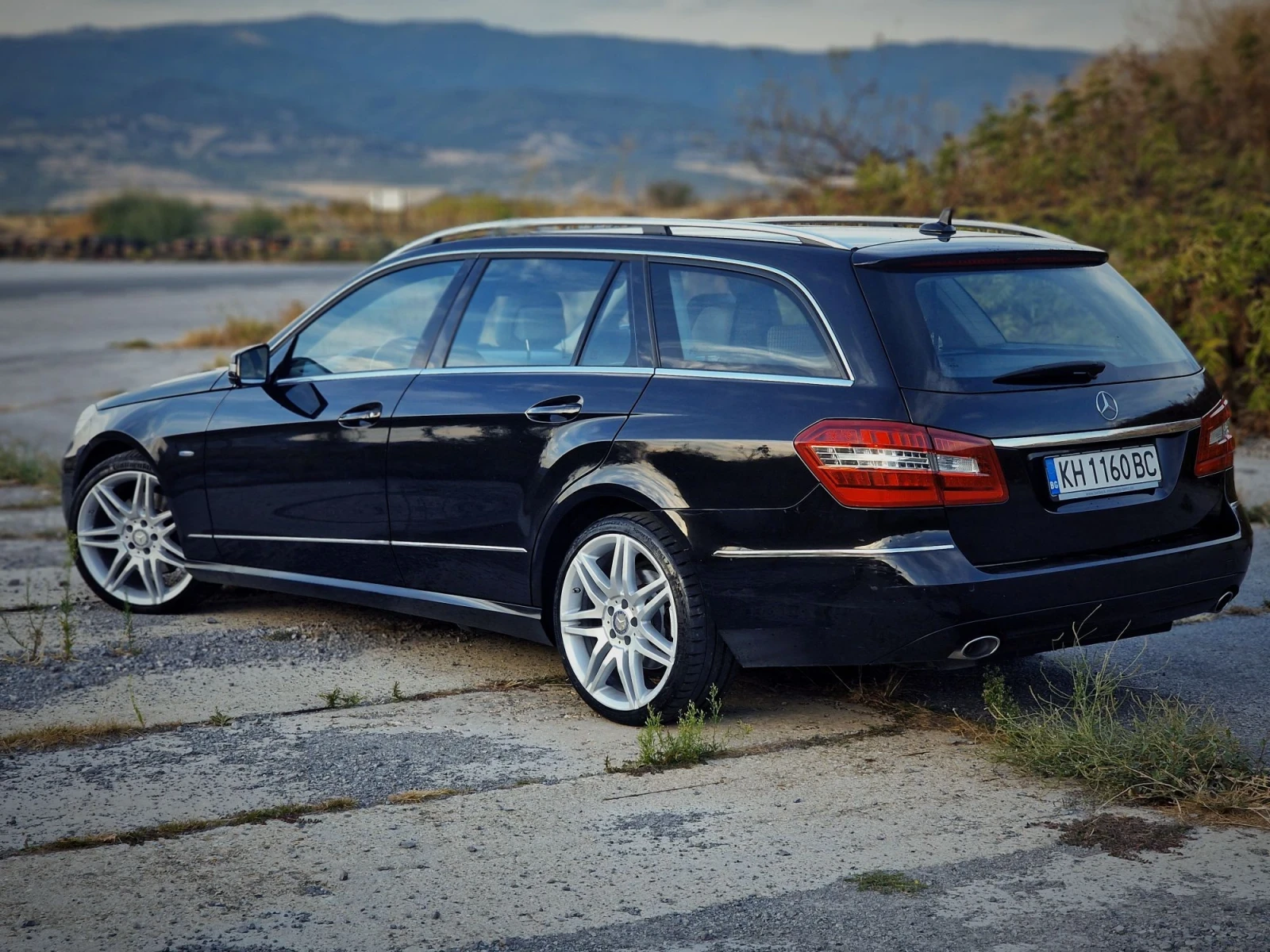 Mercedes-Benz E 300 300/350, 7gPlus, distronic, теглич, снимка 6 - Автомобили и джипове - 55903316