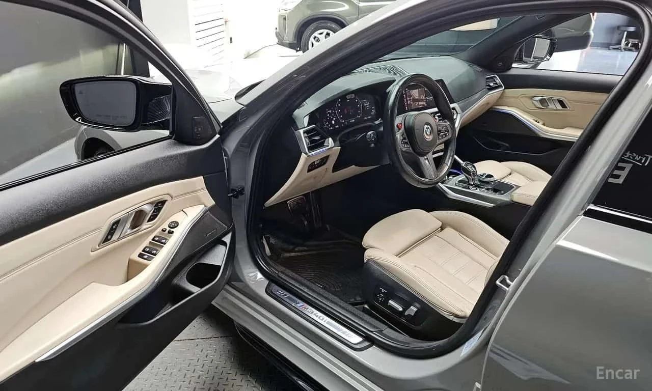 BMW 340 M340i * 360 * ПАНО * КАМЕРИ * ФИНСИРАНА ЦЕНА * , снимка 10 - Автомобили и джипове - 56296810