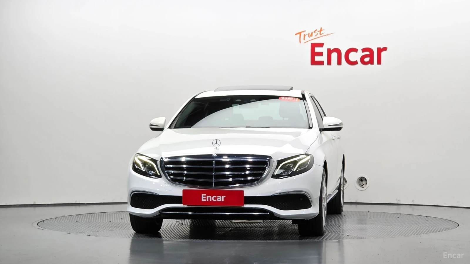 Mercedes-Benz E 220 d Exclusive * ����������* * ���� �� ��*  | Mobile.bg � ����������� 1