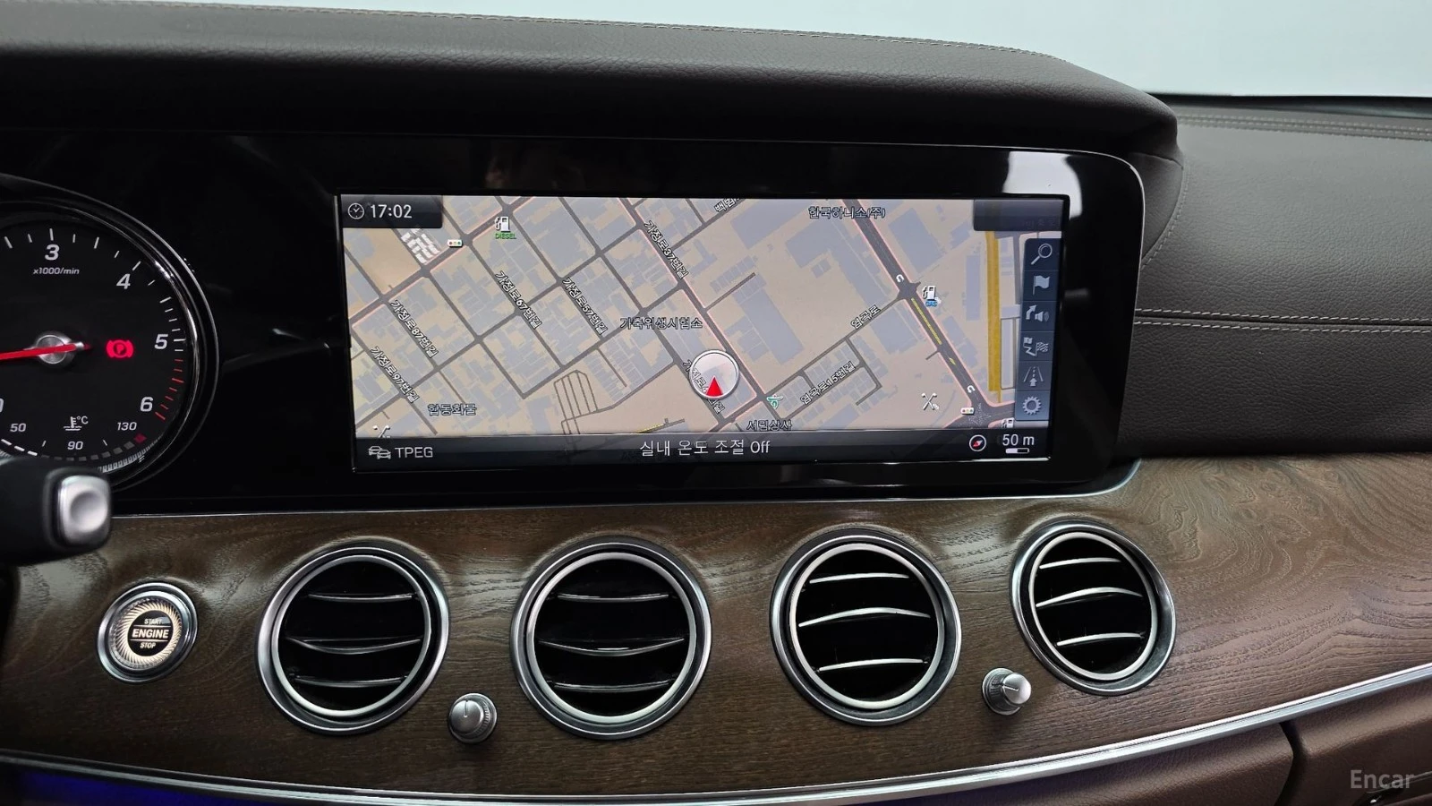 Mercedes-Benz E 220 d Exclusive * ����������* * ���� �� ��*  | Mobile.bg � ����������� 13