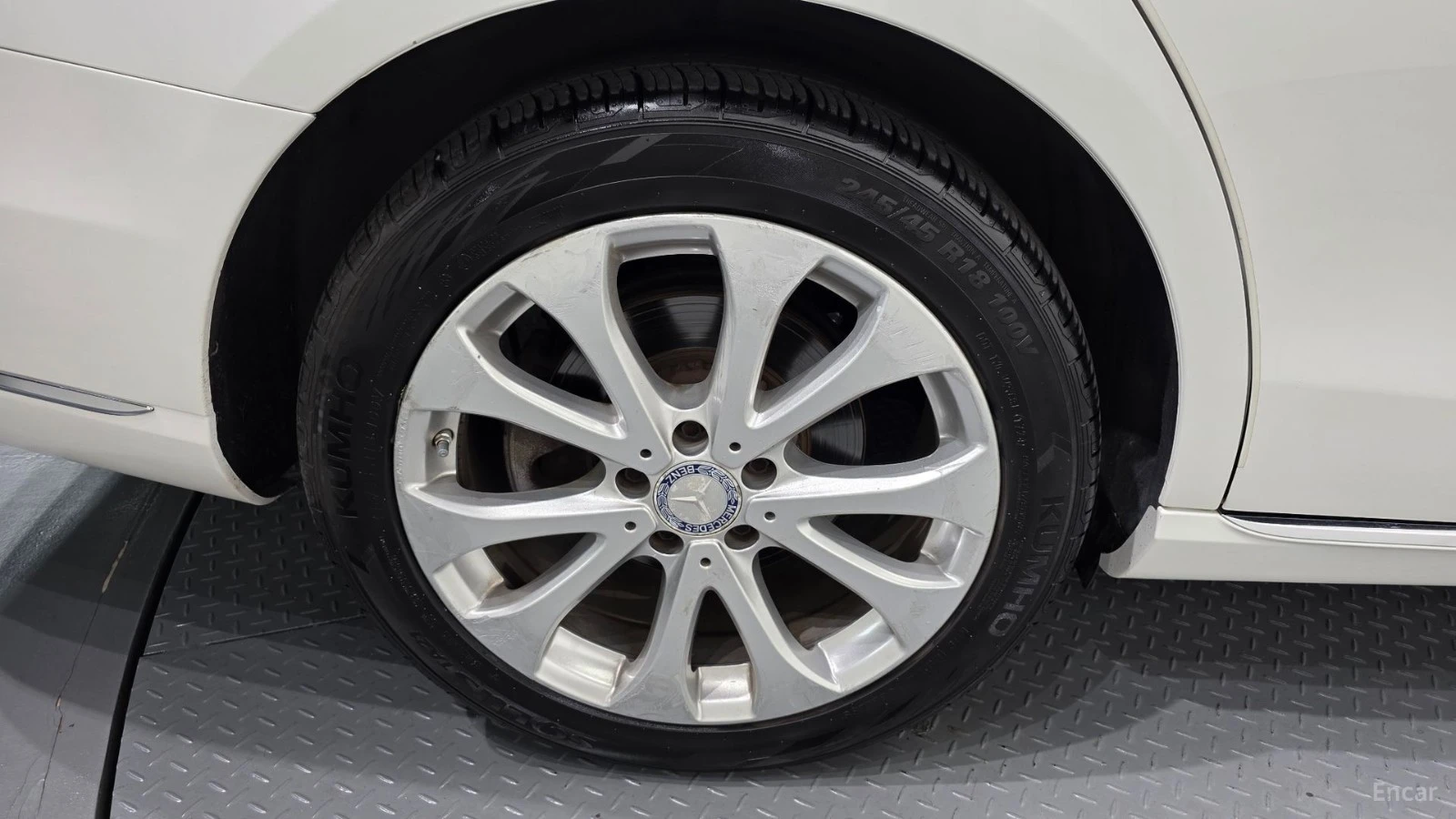 Mercedes-Benz E 220 d Exclusive * ����������* * ���� �� ��*  | Mobile.bg � ����������� 4