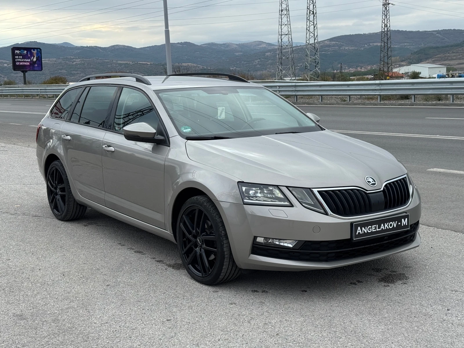 Skoda Octavia * DSG* LED* , снимка 5 - Автомобили и джипове - 56552758