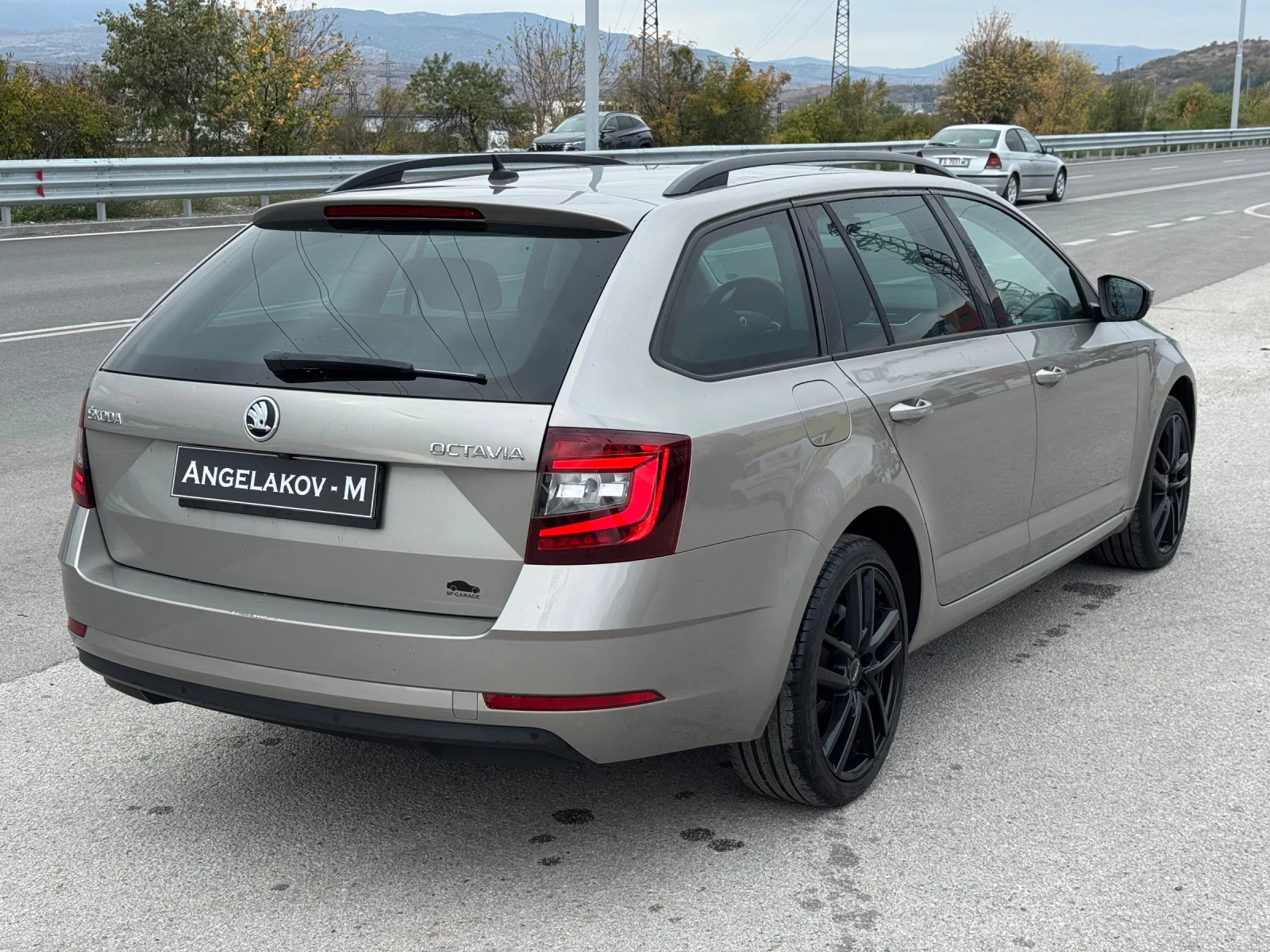 Skoda Octavia * DSG* LED* , снимка 4 - Автомобили и джипове - 56552758