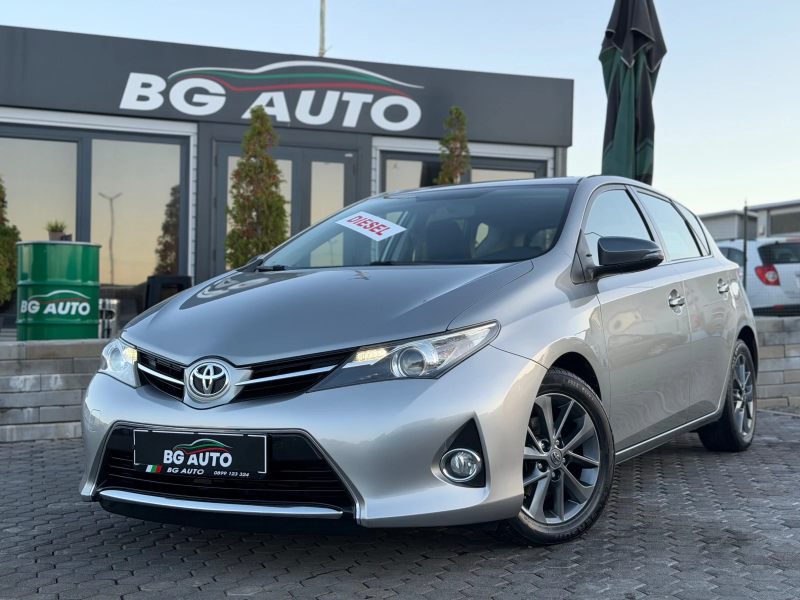 Toyota Auris * 1.4-D4D-90* ИТАЛИЯ* CAMERA* NAVI* LED* XENON* 
