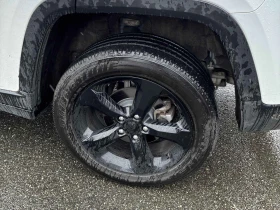 Jeep Grand cherokee * Altitude * 2 КЛЮЧА* PANO* KEYLESS* ПОДГРЕВ* , снимка 13