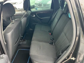 Dacia Duster 1.6i 4x4* ШВЕЙЦАРИЯ* , снимка 10