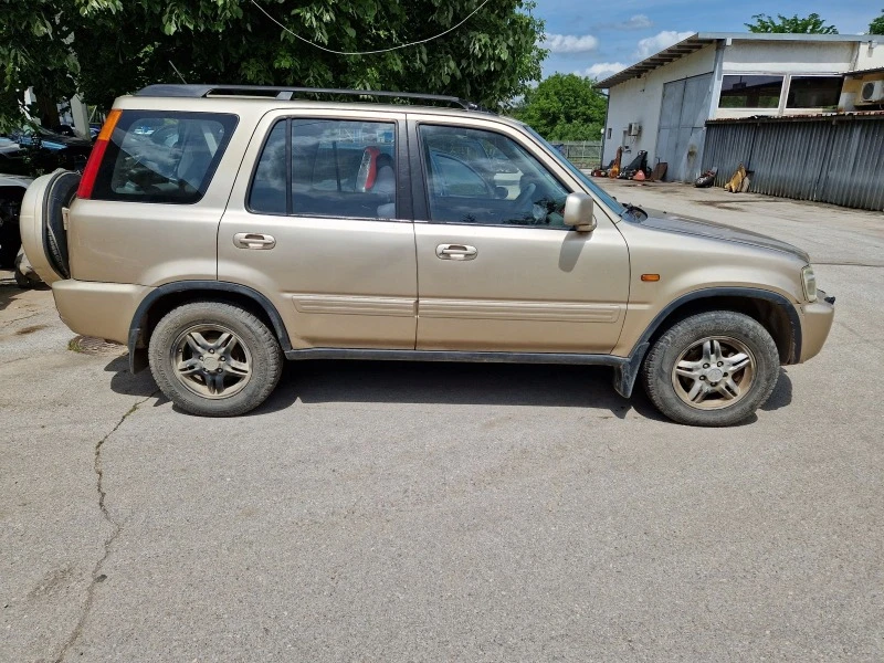 Honda Cr-v 2.0i 140к.с., снимка 4 - Автомобили и джипове - 45641159