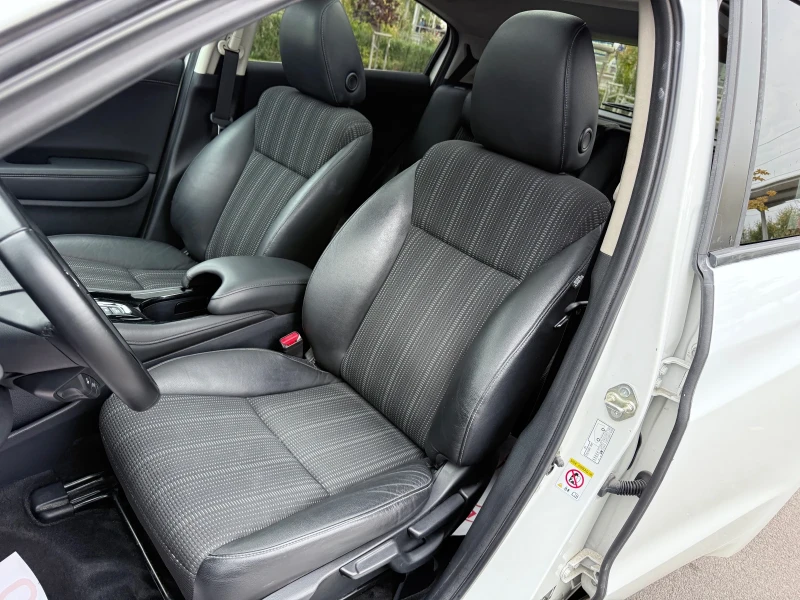 Honda Hr-v * 1.6DTEC* LED* KOJA* PODGREV* PANORAMA* KEYLESS* , снимка 9 - Автомобили и джипове - 52090906