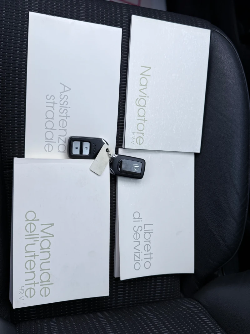 Honda Hr-v * 1.6DTEC* LED* KOJA* PODGREV* PANORAMA* KEYLESS* , снимка 14 - Автомобили и джипове - 52090906