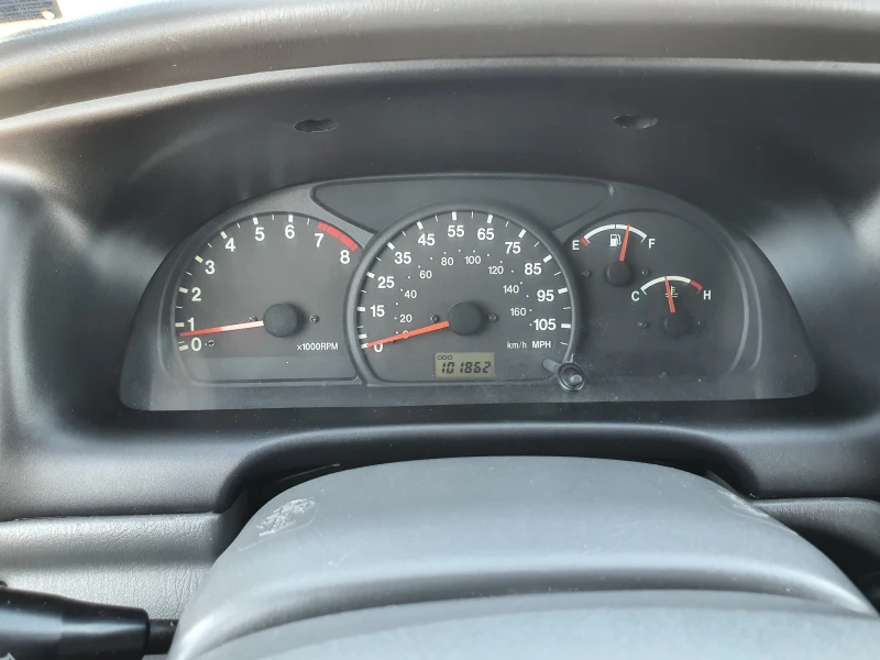 Suzuki Grand vitara 2.5 i V6 24V, снимка 8 - Автомобили и джипове - 52336567