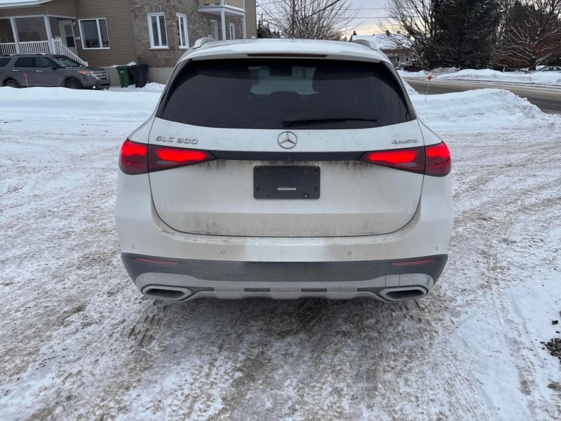 Mercedes-Benz GLC 300 * 300 * CARFAX * 360 * PANO * ПОДГРЕВИ, снимка 4 - Автомобили и джипове - 53277869