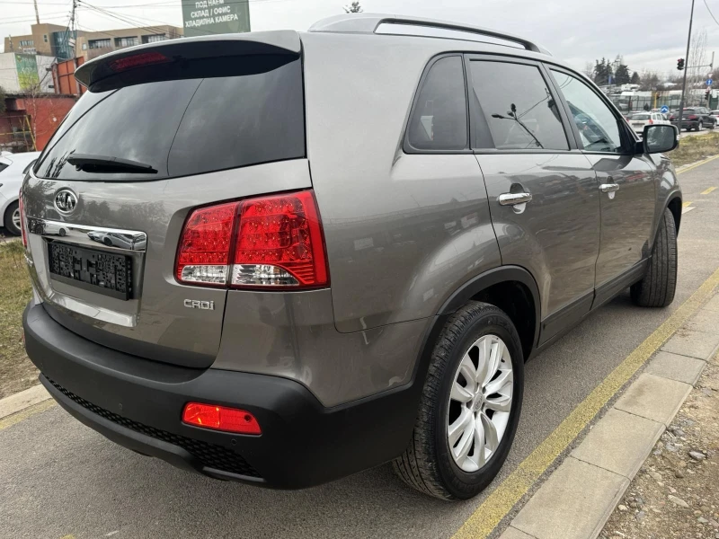 Kia Sorento, снимка 13 - Автомобили и джипове - 53497780