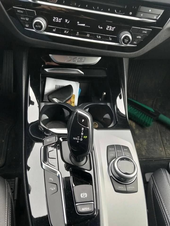 BMW X3 xDrive 20i, снимка 10 - Автомобили и джипове - 55271030