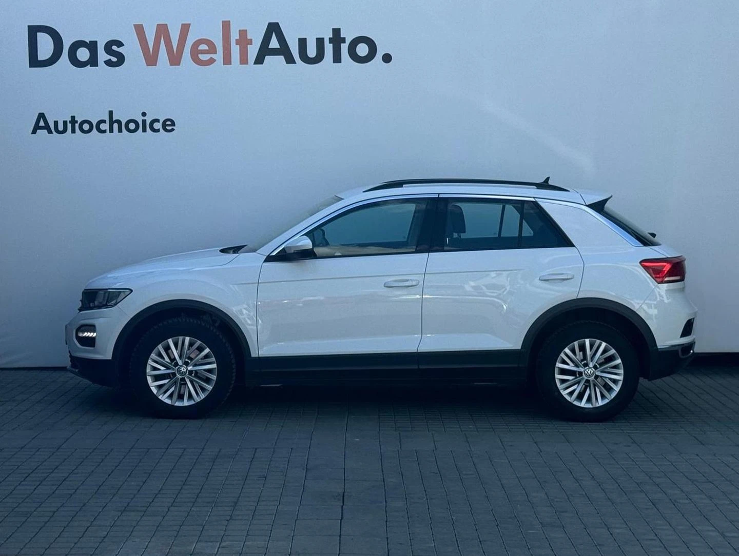 VW T-Roc VW T- Roc Design 2.0 TSI 4MOTION BMT - изображение 2