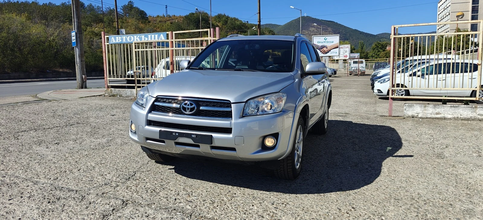 Toyota Rav4 2.0i-10гАвтFACE | Mobile.bg — изображение 1