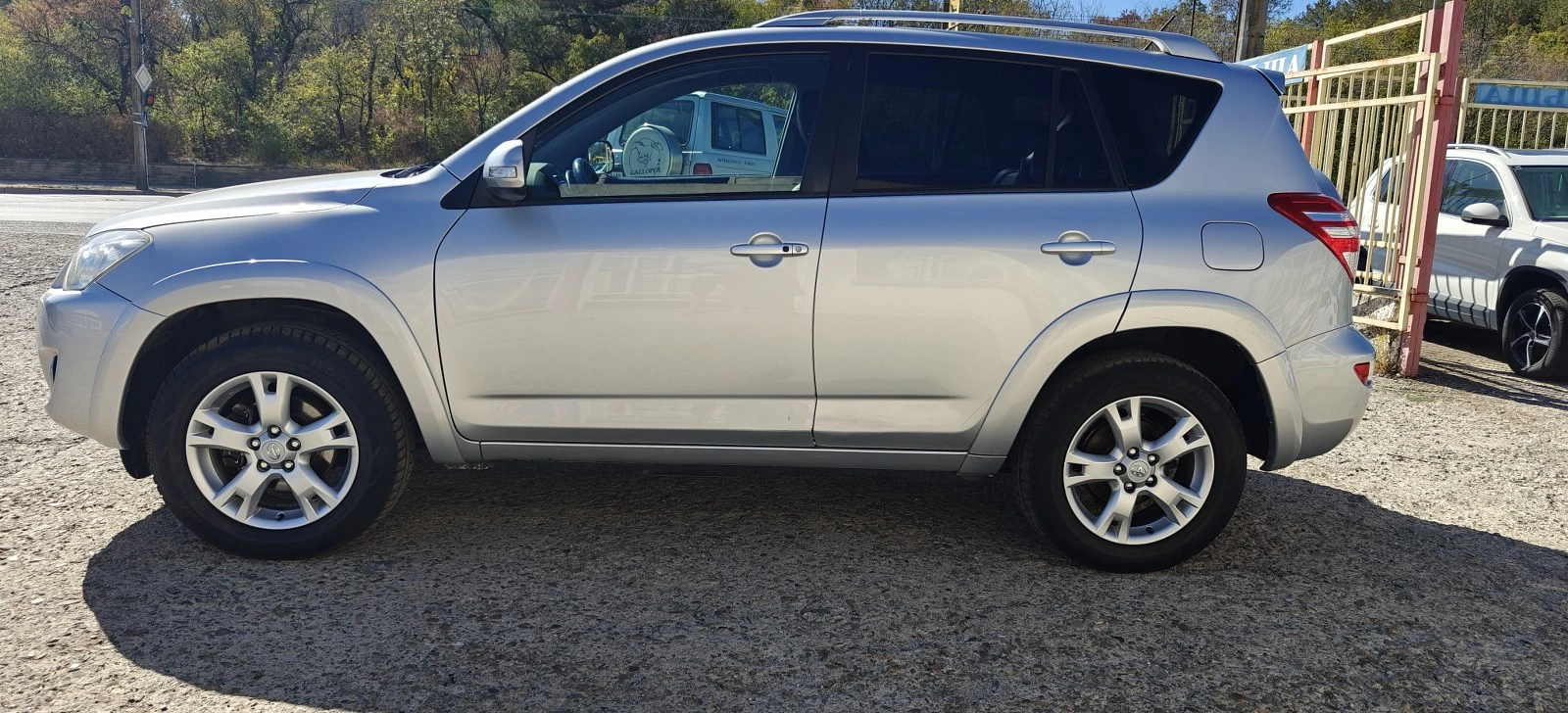 Toyota Rav4 2.0i-10гАвтFACE - изображение 4