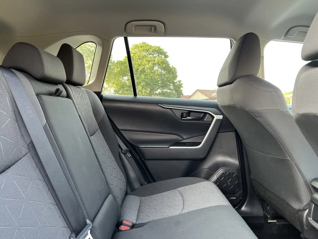 Toyota Rav4 * АвтоКредит* (ЦЕНА ДО БГ) - изображение 8