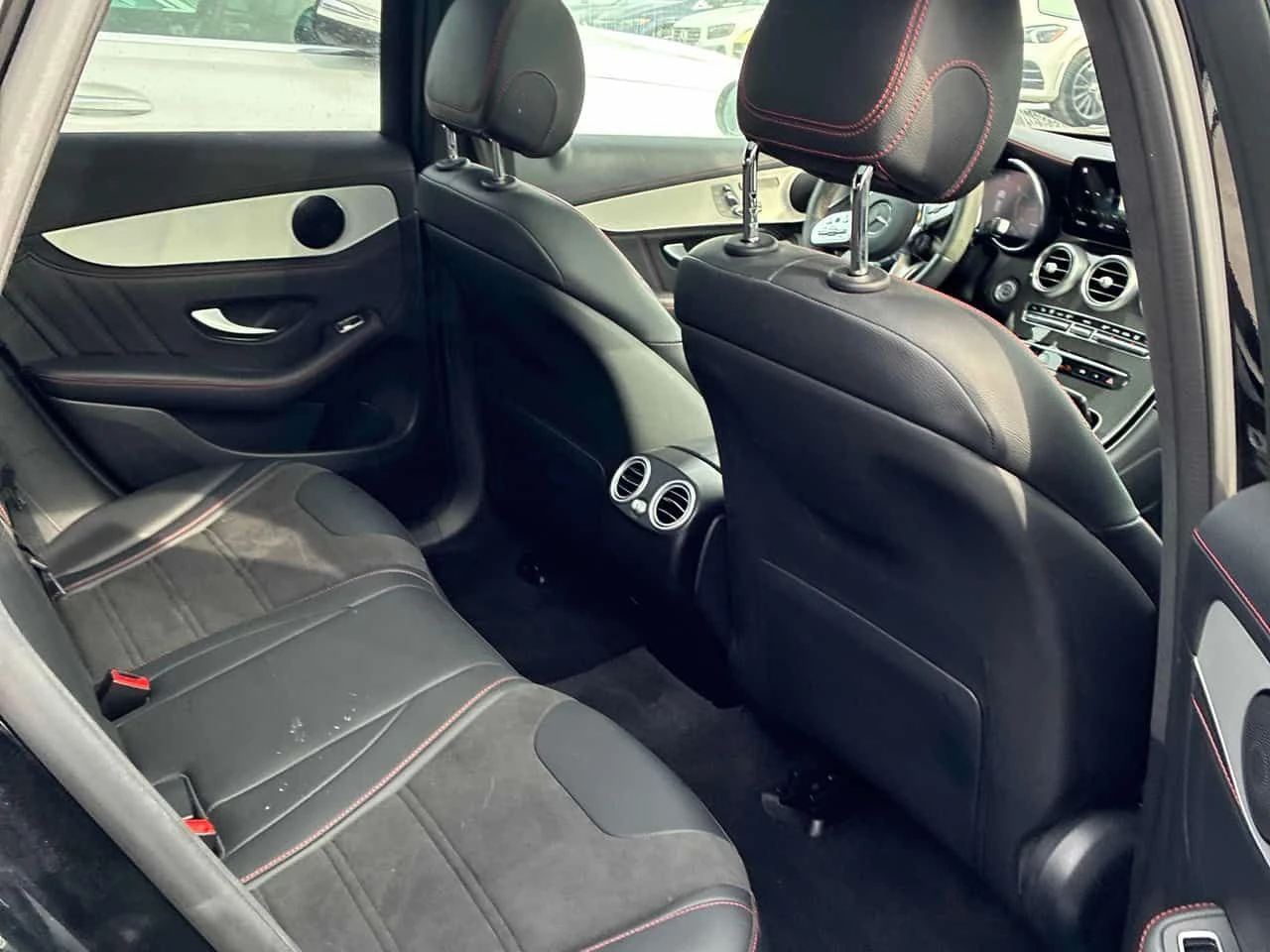 Mercedes-Benz GLC 43 AMG | HUD | 360 | PANO | DISTRONIC | AIRMATIC, снимка 14 - Автомобили и джипове - 53737348