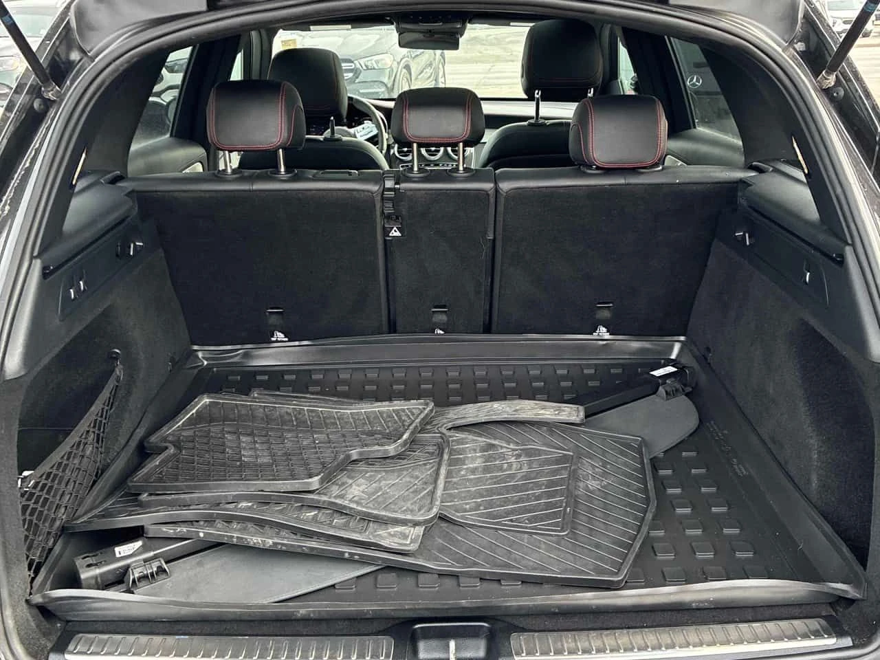 Mercedes-Benz GLC 43 AMG | HUD | 360 | PANO | DISTRONIC | AIRMATIC, снимка 13 - Автомобили и джипове - 53737348