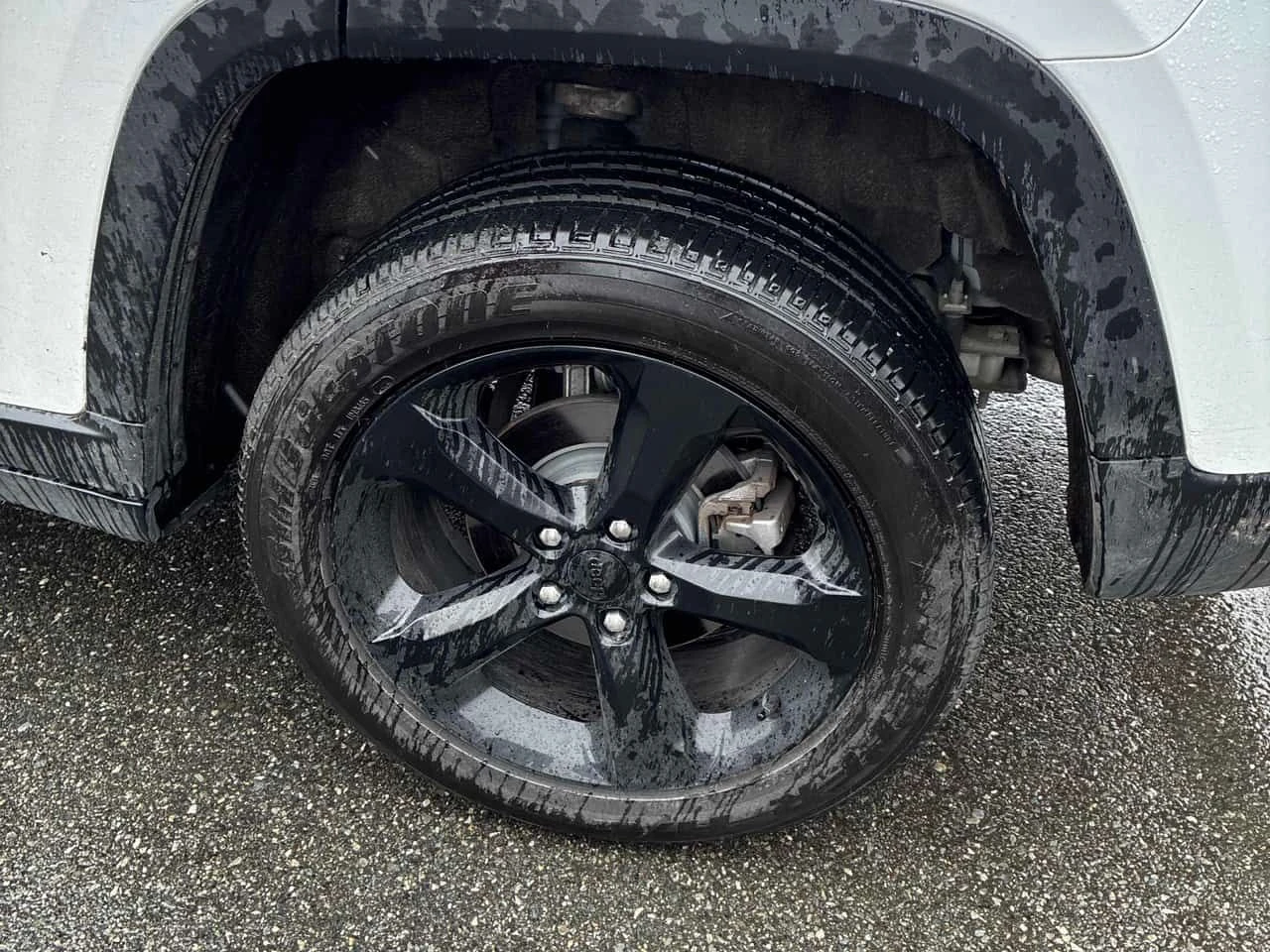 Jeep Grand cherokee * Altitude * 2 КЛЮЧА* PANO* KEYLESS* ПОДГРЕВ* , снимка 13 - Автомобили и джипове - 53918225