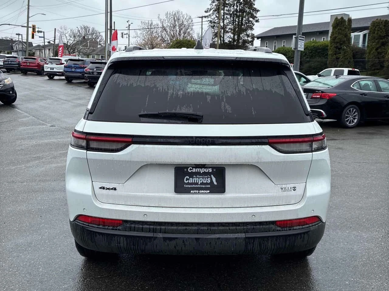 Jeep Grand cherokee * Altitude * 2 КЛЮЧА* PANO* KEYLESS* ПОДГРЕВ* , снимка 4 - Автомобили и джипове - 53918225