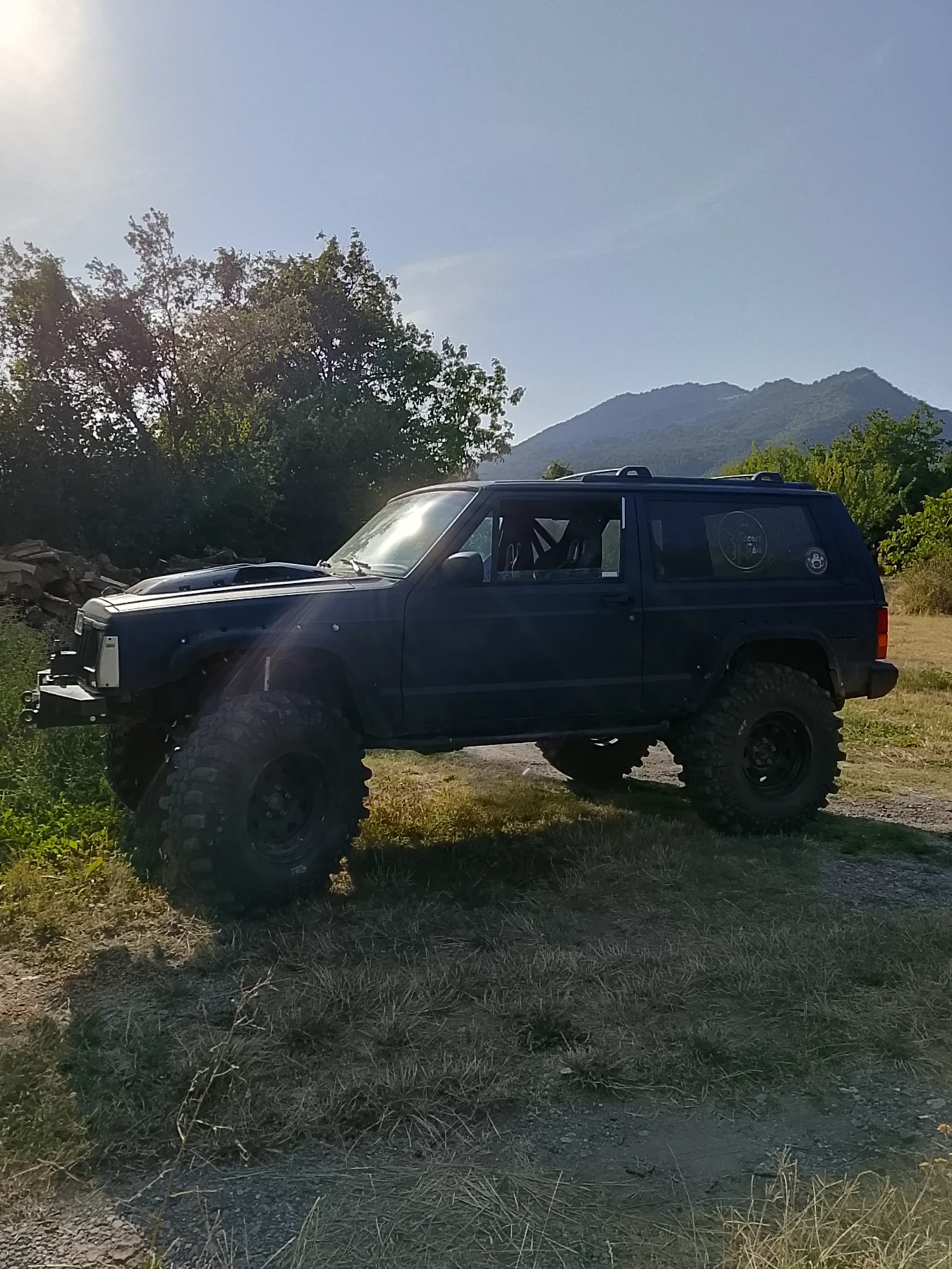 Jeep Cherokee ��605 ��� ����� �� ��������  | Mobile.bg � ����������� 11
