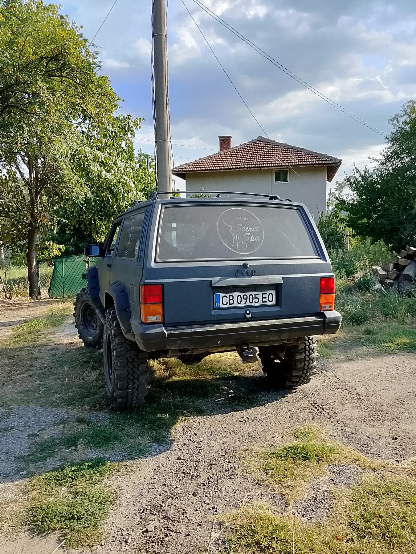 Jeep Cherokee ��605 ��� ����� �� ��������  | Mobile.bg � ����������� 12