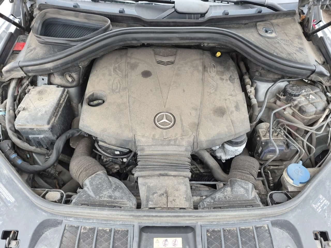 Mercedes-Benz ML 350 * BLUETEC * CARFAX * ЦЕНА ДО БГ, снимка 15 - Автомобили и джипове - 54150542